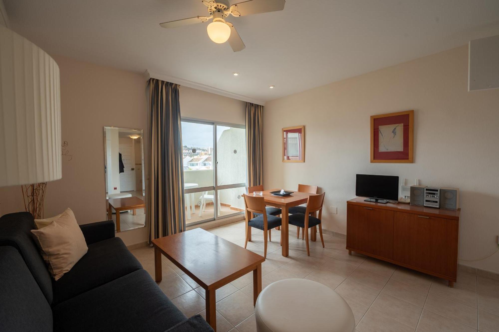 Benalbeach Premium Apartments By Alfresco Stays 베날마데나코스타 외부 사진