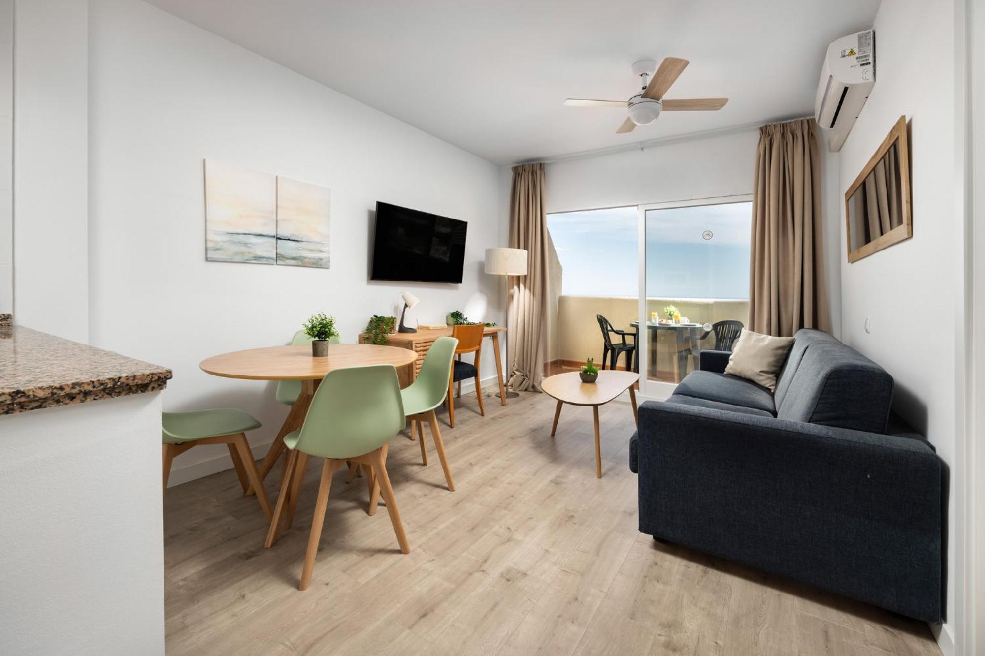 Benalbeach Premium Apartments By Alfresco Stays 베날마데나코스타 외부 사진