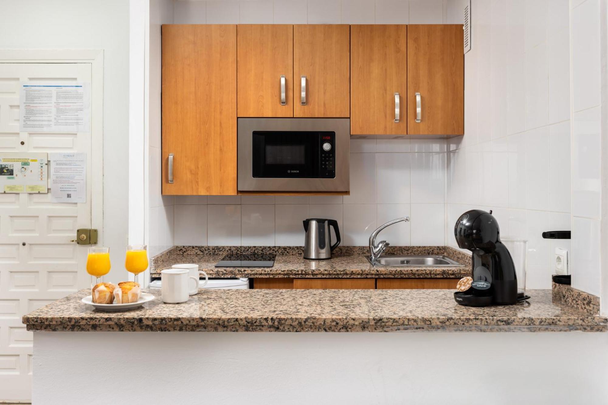 Benalbeach Premium Apartments By Alfresco Stays 베날마데나코스타 외부 사진