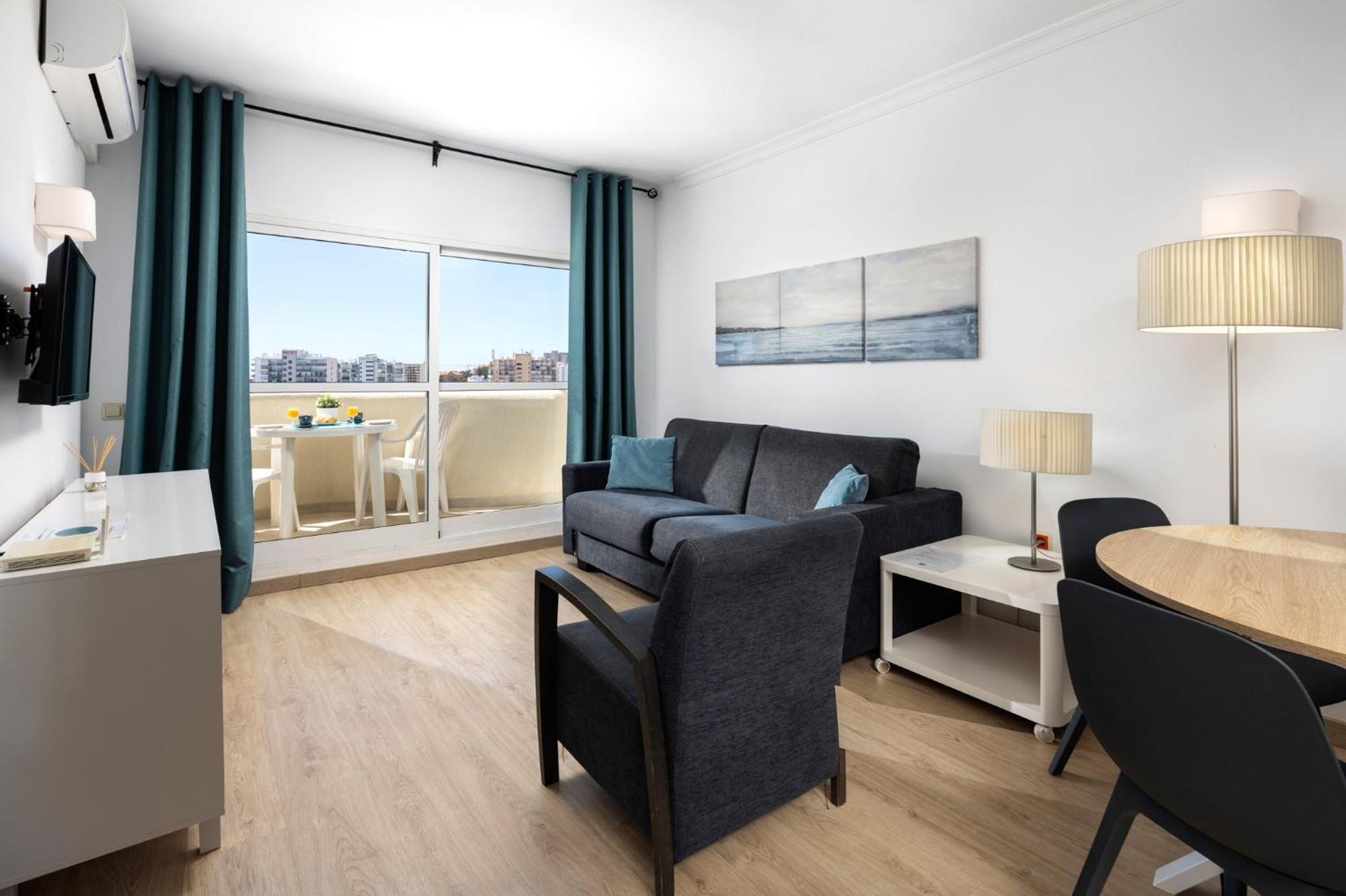 Benalbeach Premium Apartments By Alfresco Stays 베날마데나코스타 외부 사진
