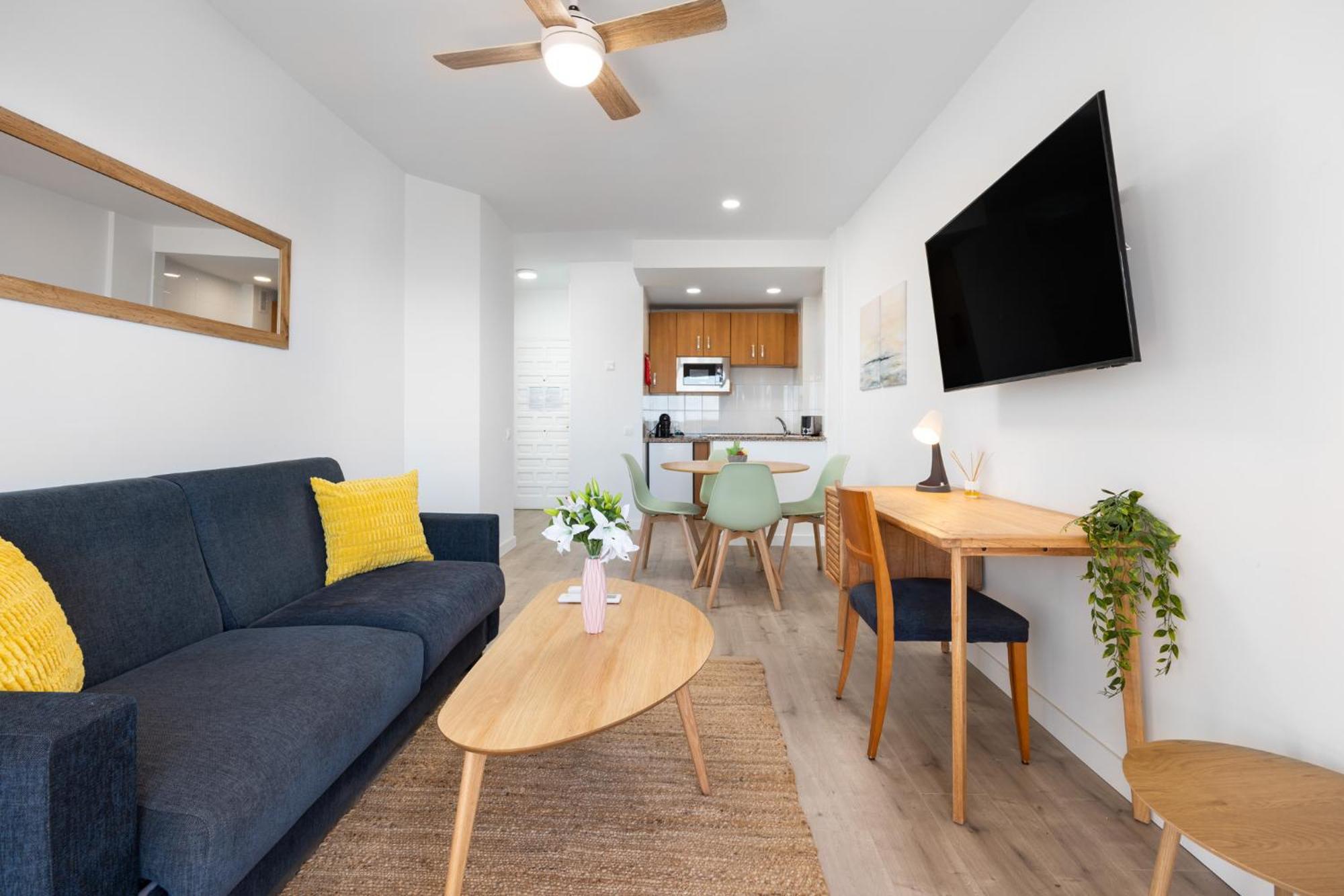 Benalbeach Premium Apartments By Alfresco Stays 베날마데나코스타 외부 사진